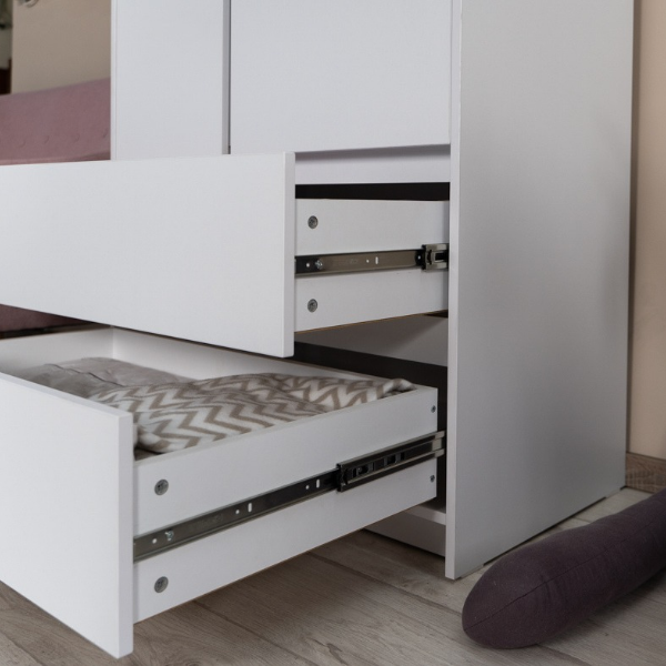 Dvoudveřová šatní skříň Lovitto Gekko. 90х50х207cm. Bílá